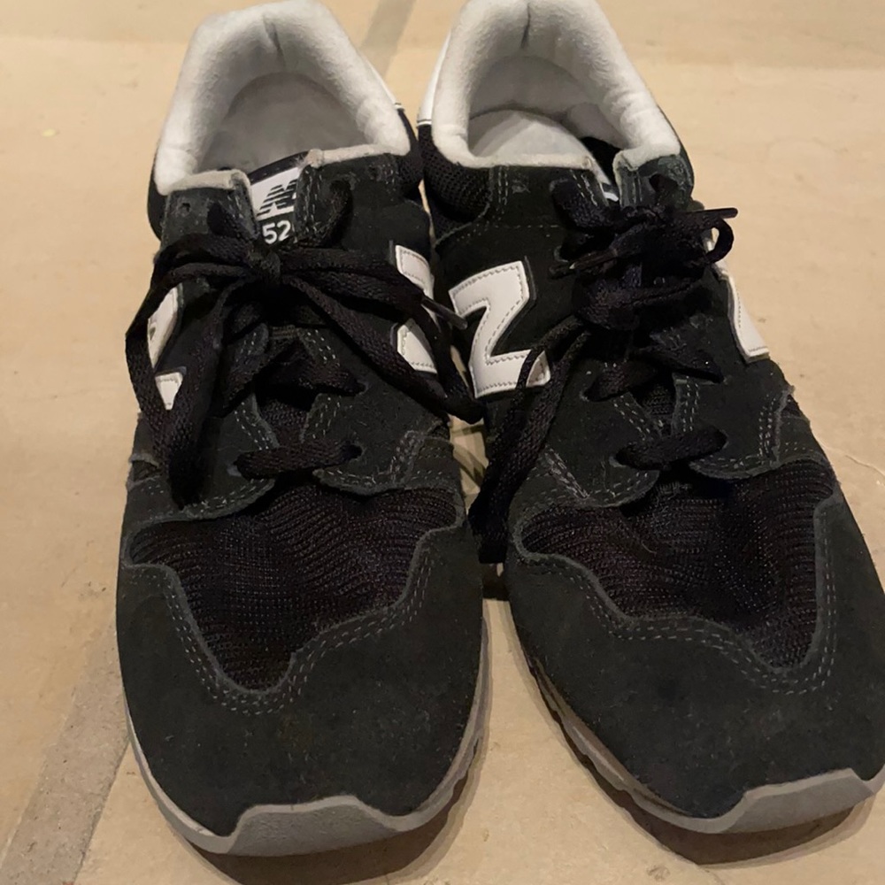 New balance 520 size 8 good condition still many wears left in them
